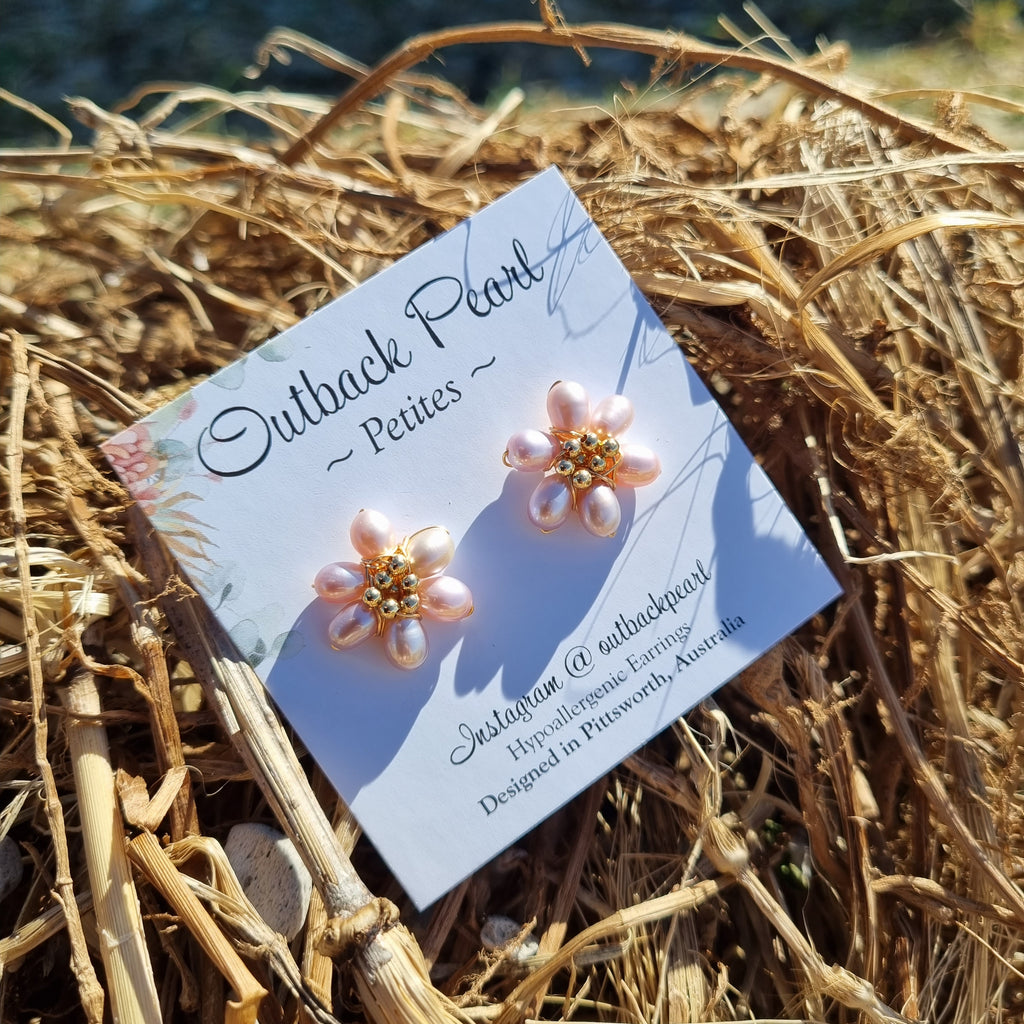 Daisy Studs
