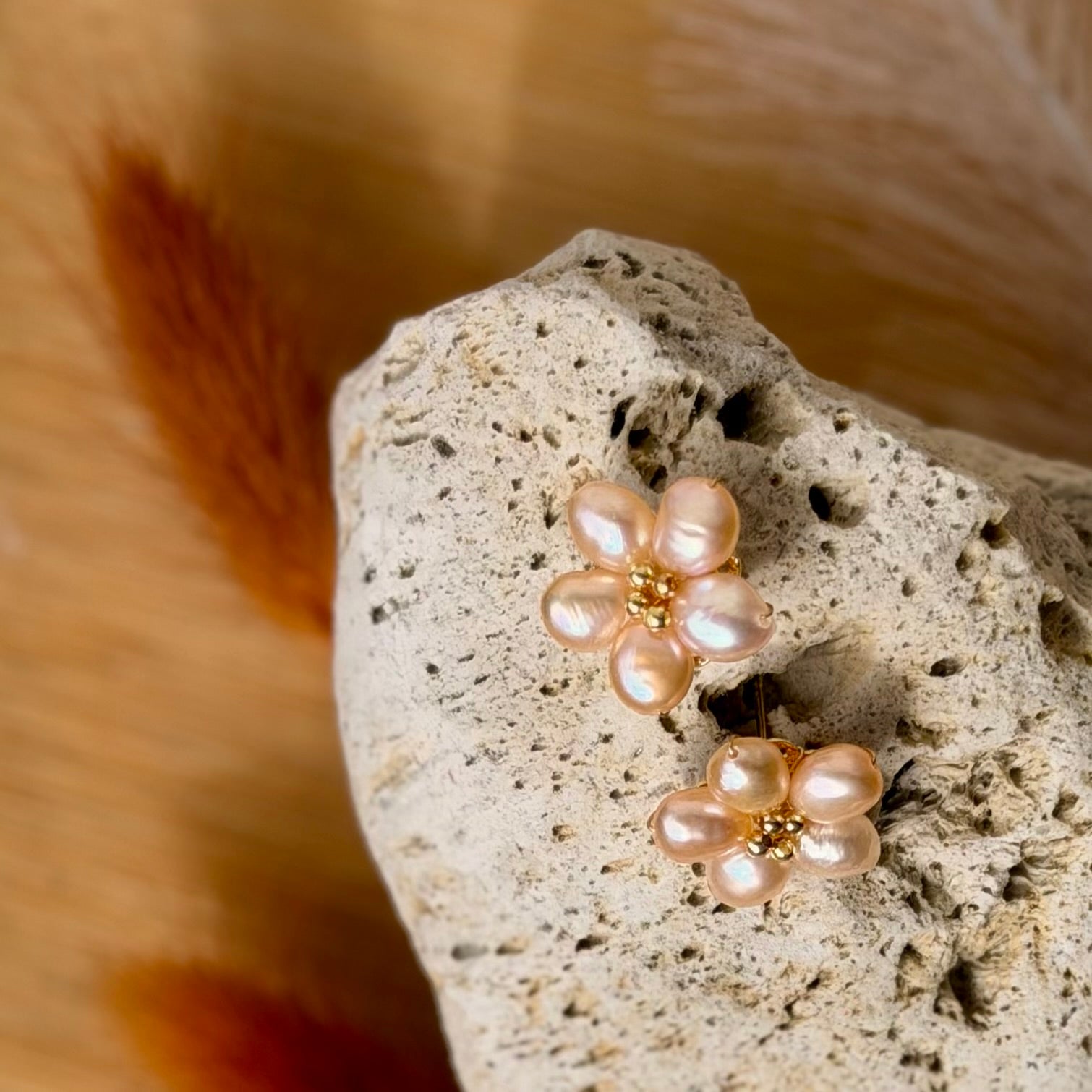 Daisy Studs